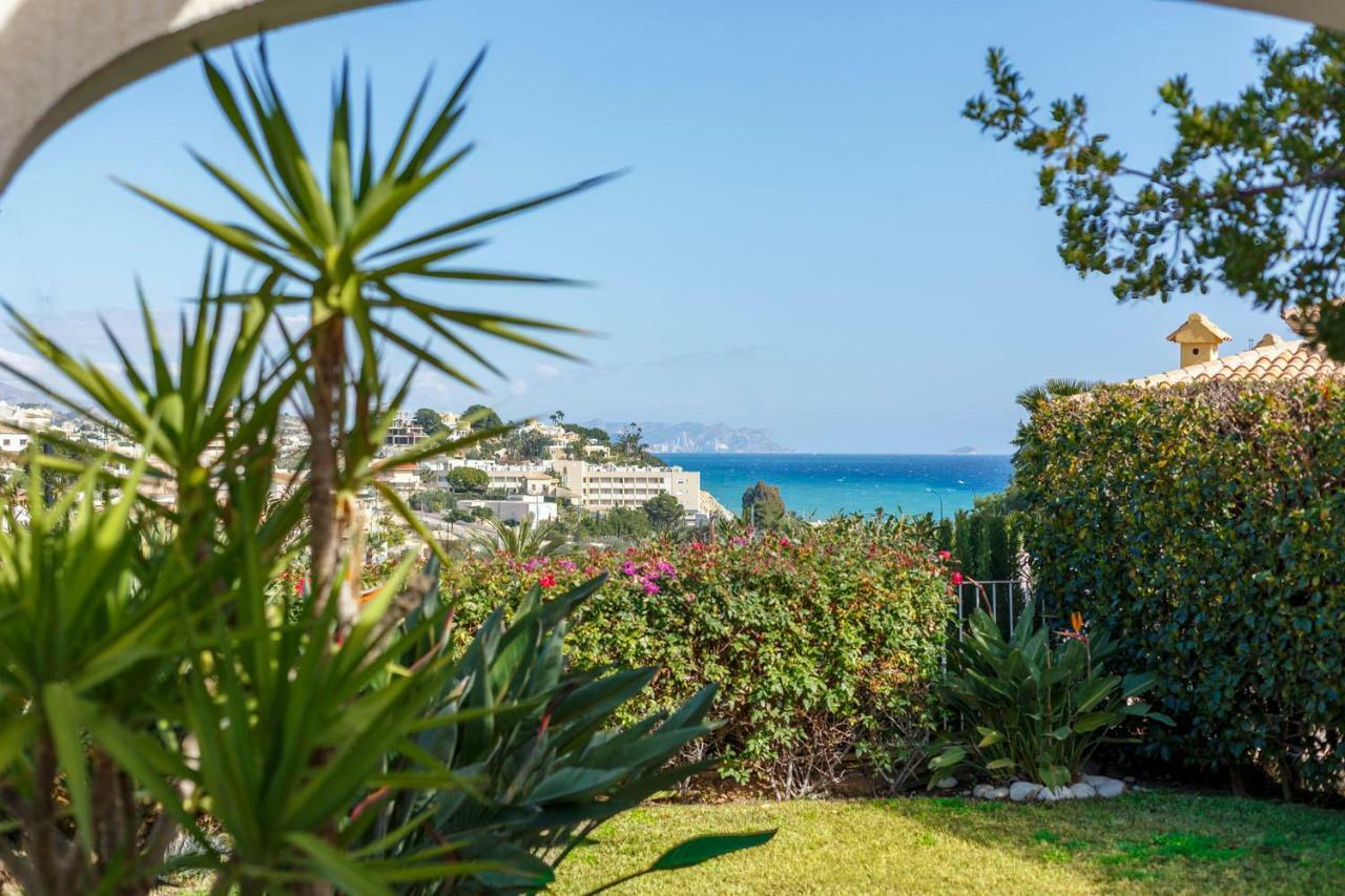 Bright Villa With Salt Water Pool El Campello Kültér fotó