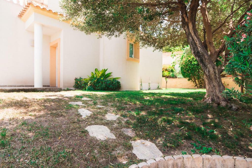 Bright Villa With Salt Water Pool El Campello Kültér fotó